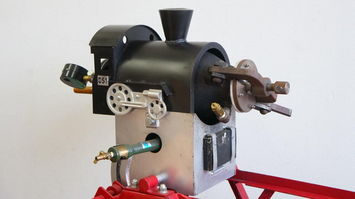 トップ画像:美しいぽん菓子加工機械